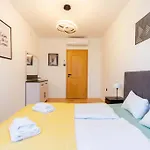 Gozsdu White Raven 3 - Terrace And Free Underground Parking