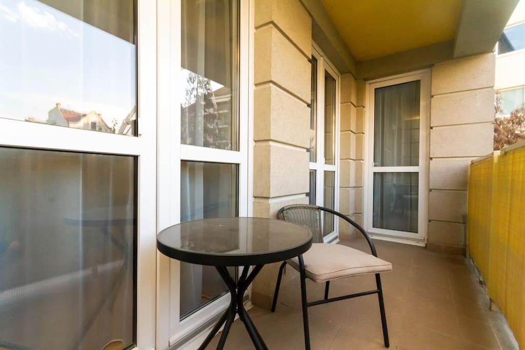 Gozsdu White Raven 3 - Terrace And Free Underground Parking Apartment *